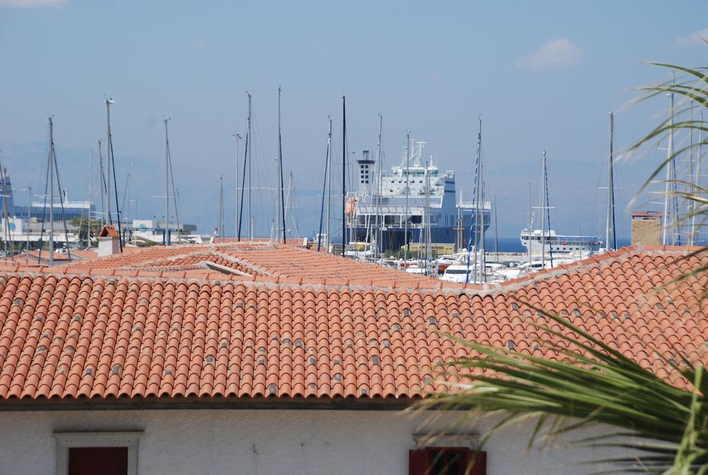 Marina Sahil Hotel Çeşme Buitenkant foto